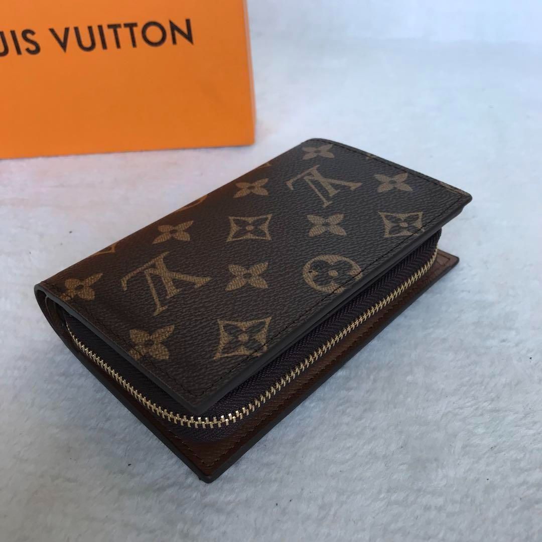 即購入不可 ！！新品LOUIS VUITTON 二つ折り財布 - メルカリ