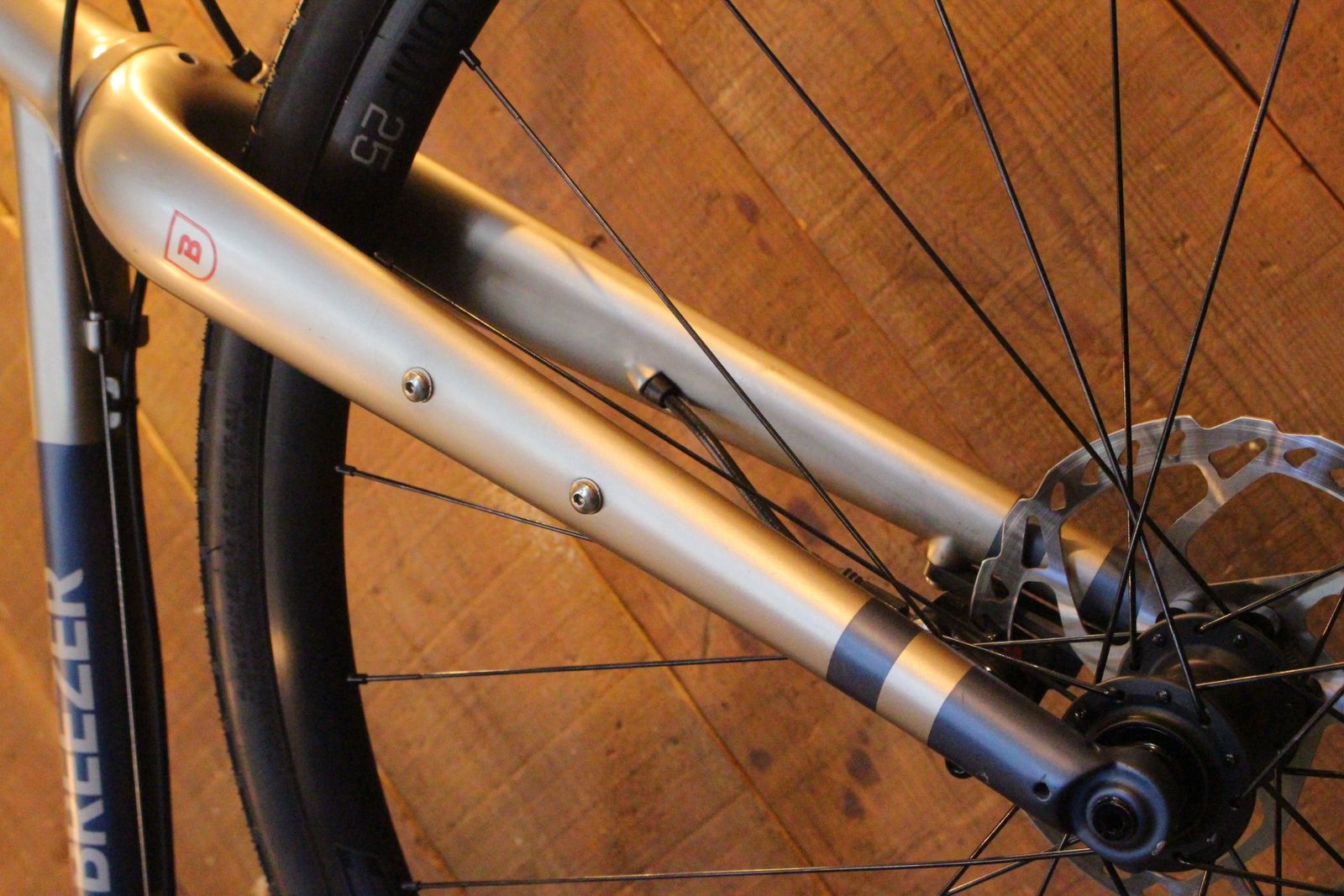 ブリーザーバイクス BREEZER BIKES インヴァージョン チーム INVERSION 