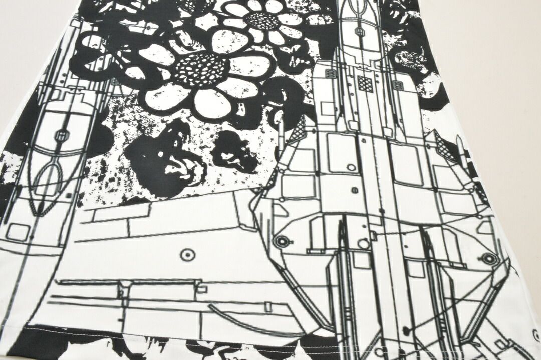 コムデギャルソン COMME des GARCONS Tシャツ ひまわり 戦闘機 XS