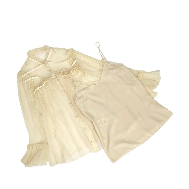 ✨エレガント❣️✨GUCCI ベージュ ラッフルデザイン サンダル