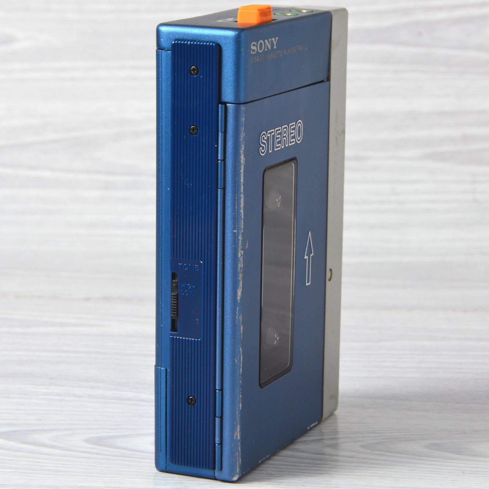 極美DE可動品】SONY Cassette WALKMAN WM-FX909 極美DE可動品】SONY