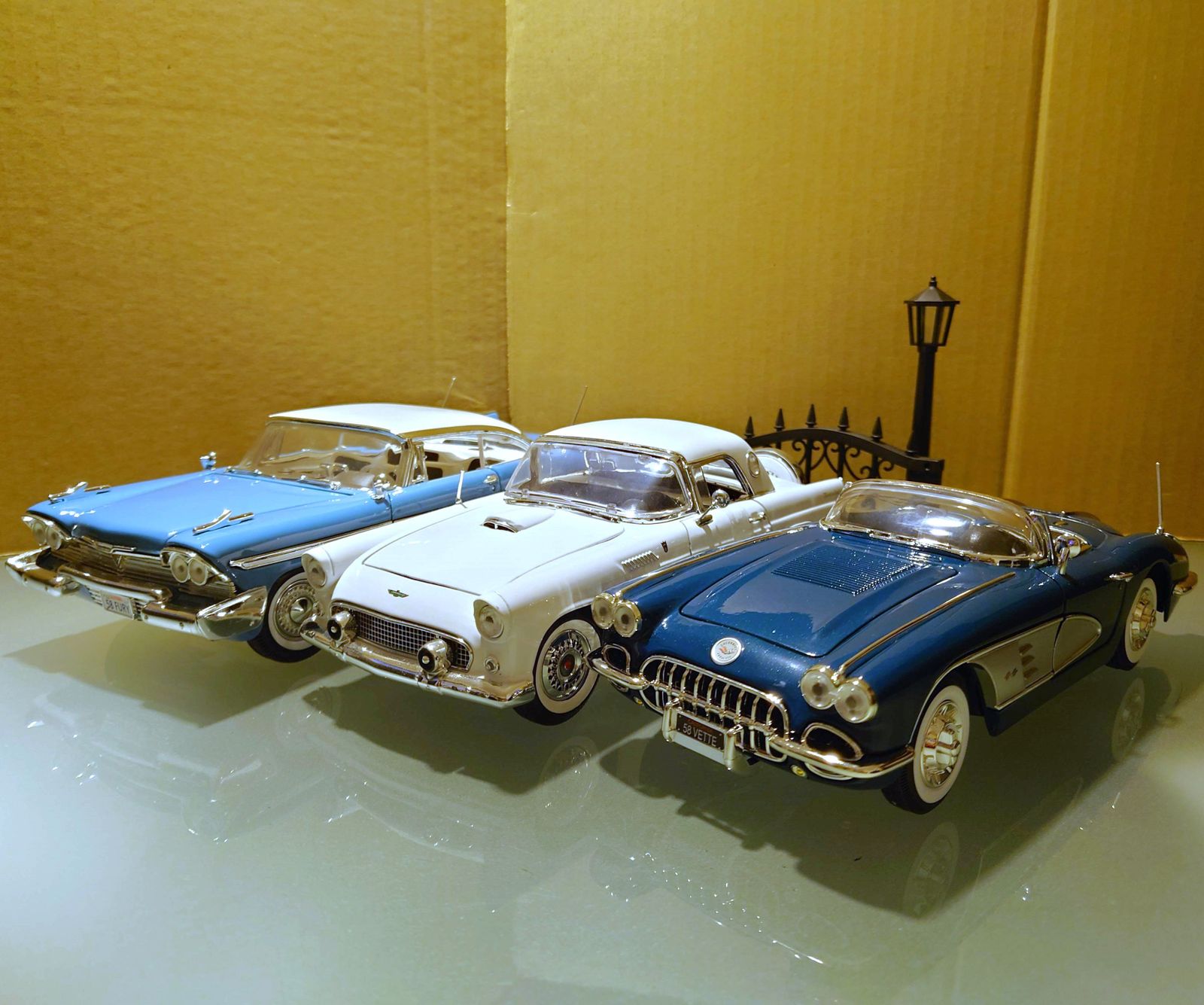 1/18 プリムスフューリー 1958 ライトブルー Plymouth Fury - メルカリ