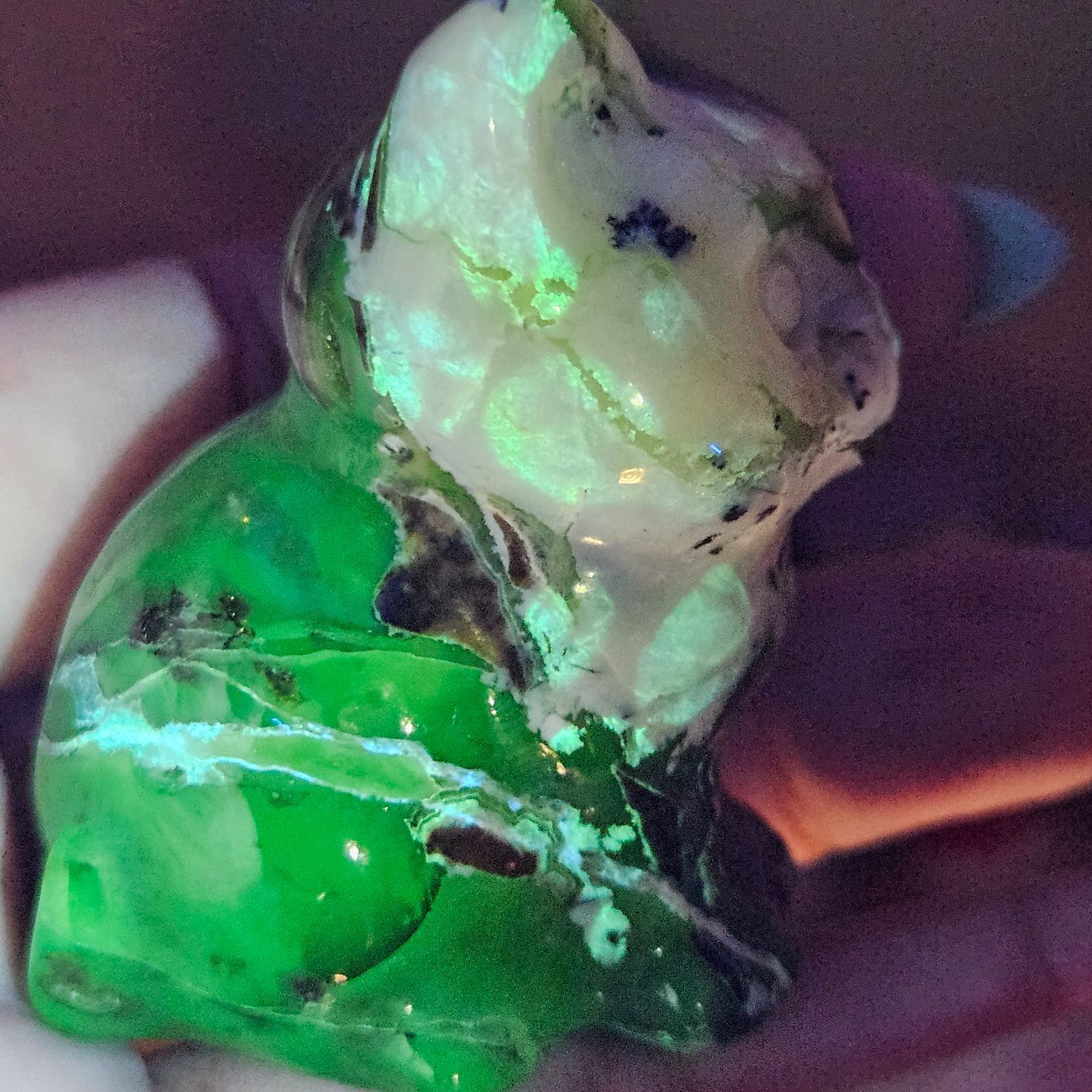 激レア✨💖✨ボルケーノアゲート✨猫✨カービング✨ - メルカリ