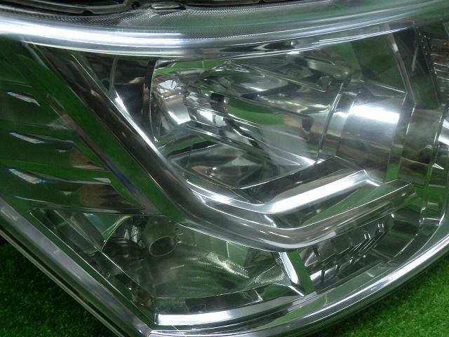 三菱　デリカD5 CV-5W ￼前期　ヘッドライト 左右　HID バラスト付 2025年最新】Yahoo!オークション -cv5w ヘッドライトの中古品
