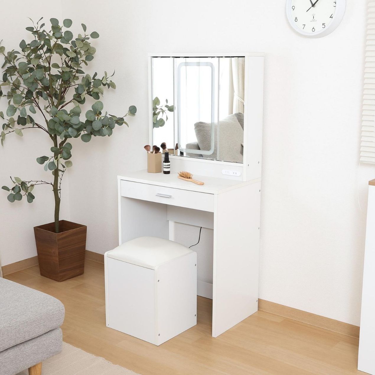 ♪LEDライト付 ３面鏡 ドレッサー ホワイト 幅60cm 化粧台 メイク ミラー スツール