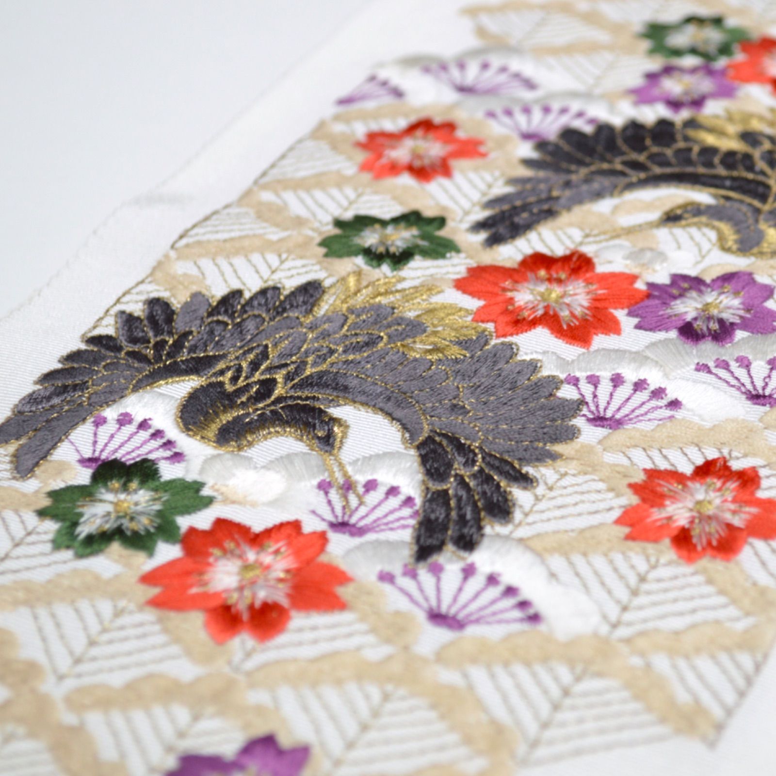 美品》正絹 振袖フルセット S〜Mサイズ 成人式 金駒刺繍 赤地 鶴 個性