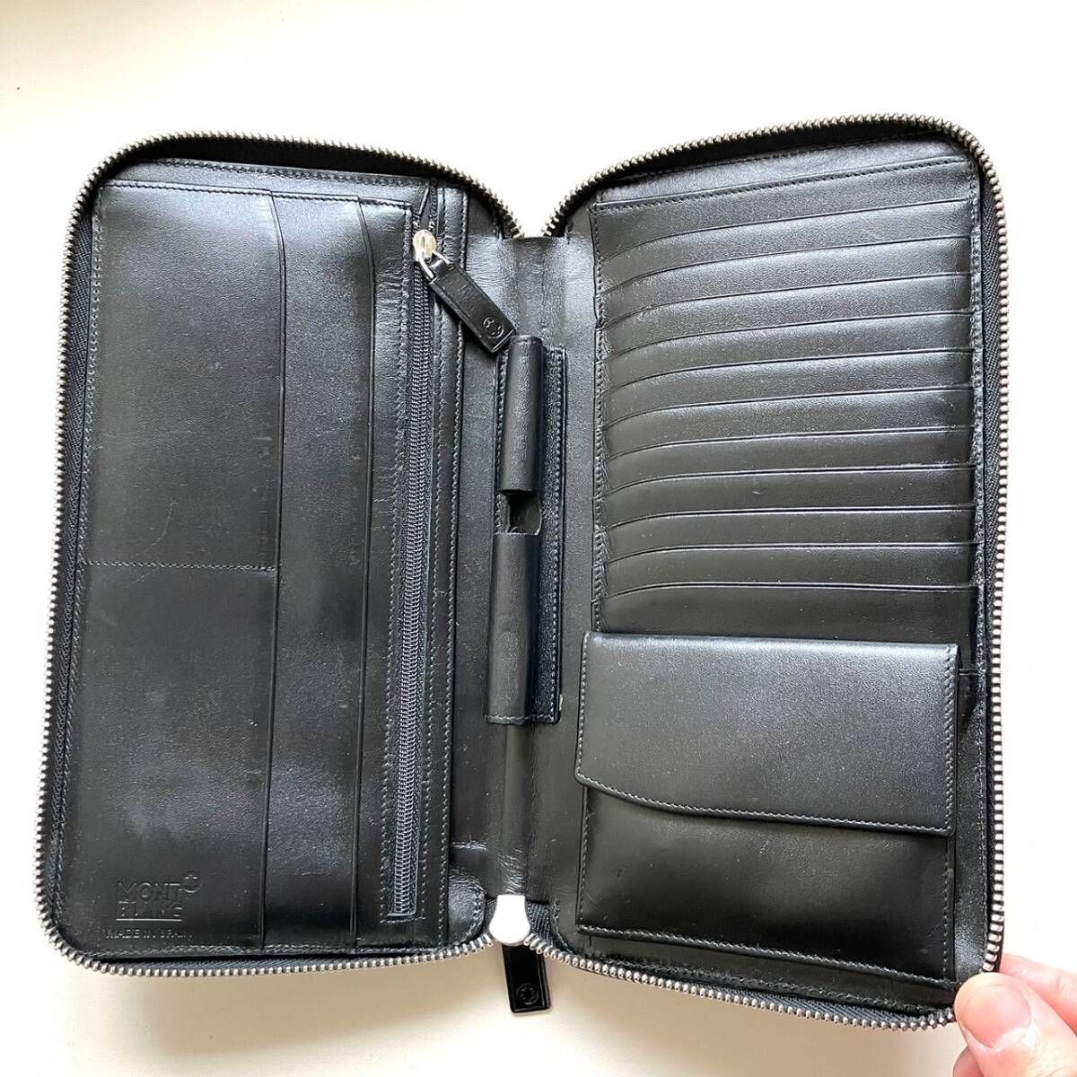 モンブラン Mont Blanc マルチケース パスポートケース 長財布 - メルカリ