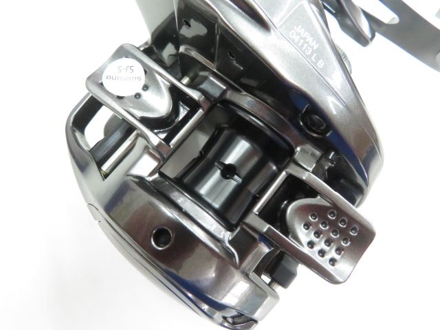 20メタニウム 左