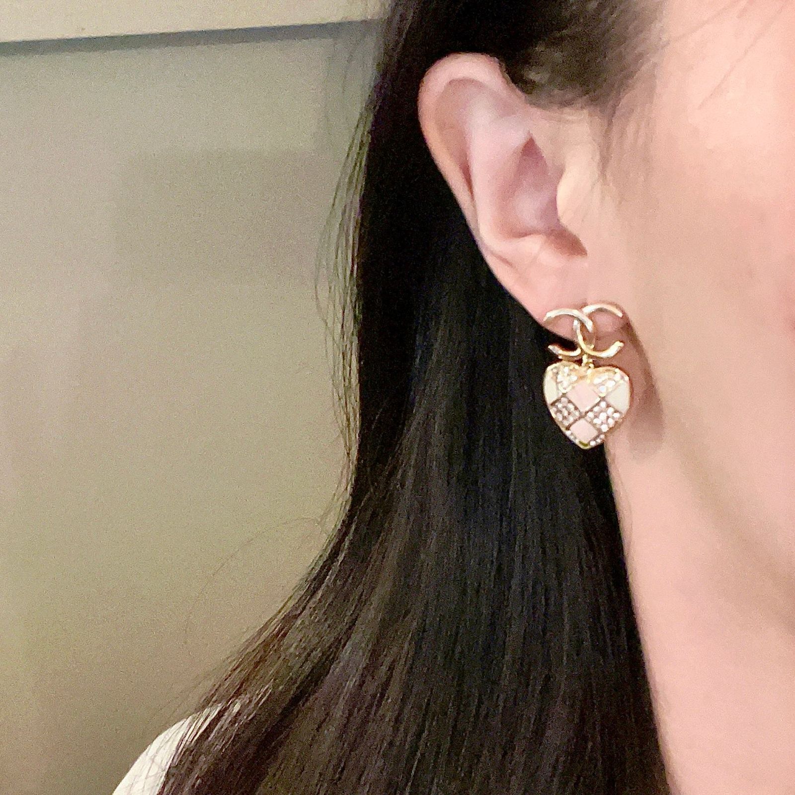 CHANEL ダブルCロゴ ピアス(片耳用) 今日特価】Chanel ヴィンテージ ダブル C ピアス 送料無料！在庫
