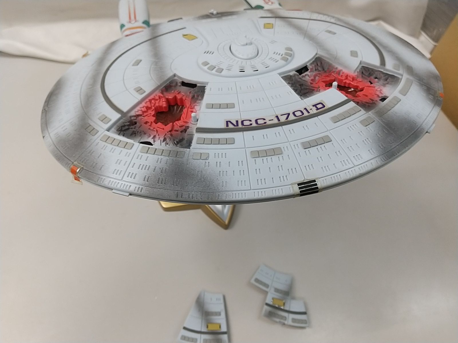 スタートレック エンタープライズ　NCC-1701・D　動作未確認 動作未確認】STAR TREK GENERATIONS STARSHIP ENTERPRISE NCC
