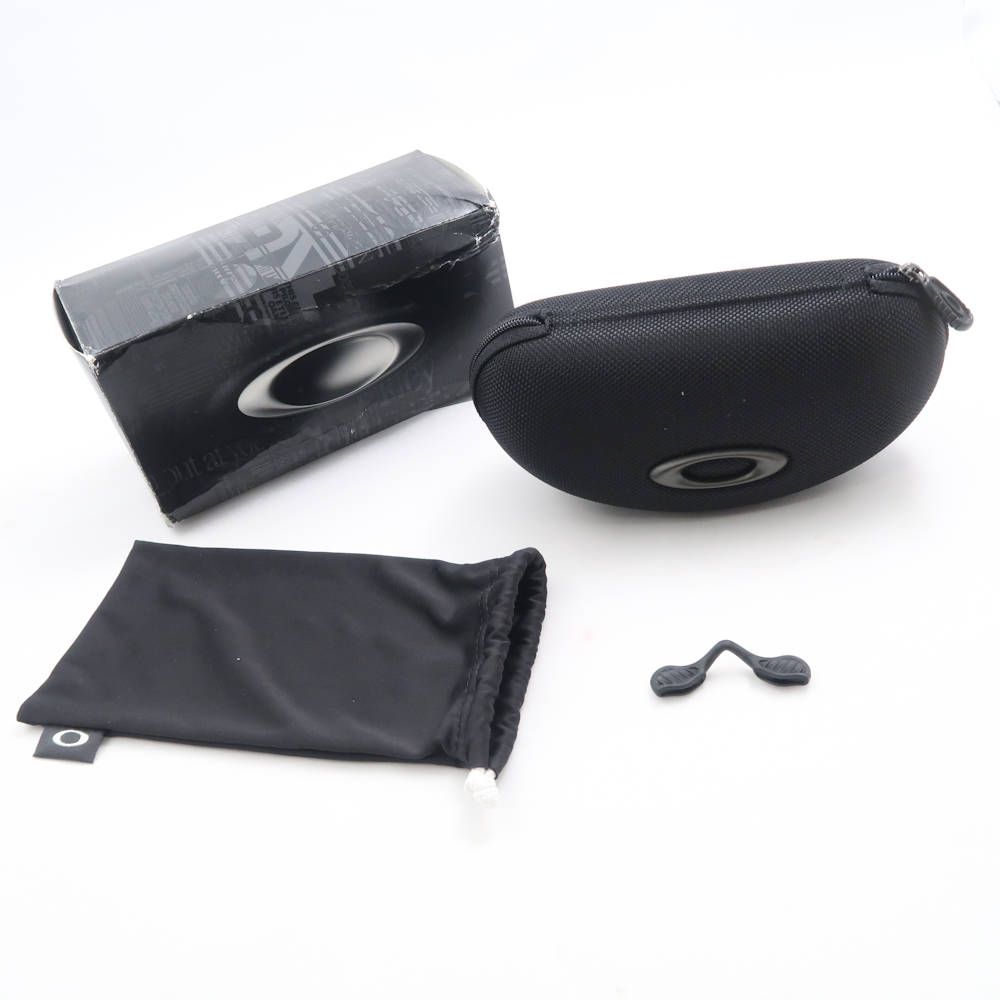 美品 OAKLEY オークリー 9389-0438 125 サングラス 1点