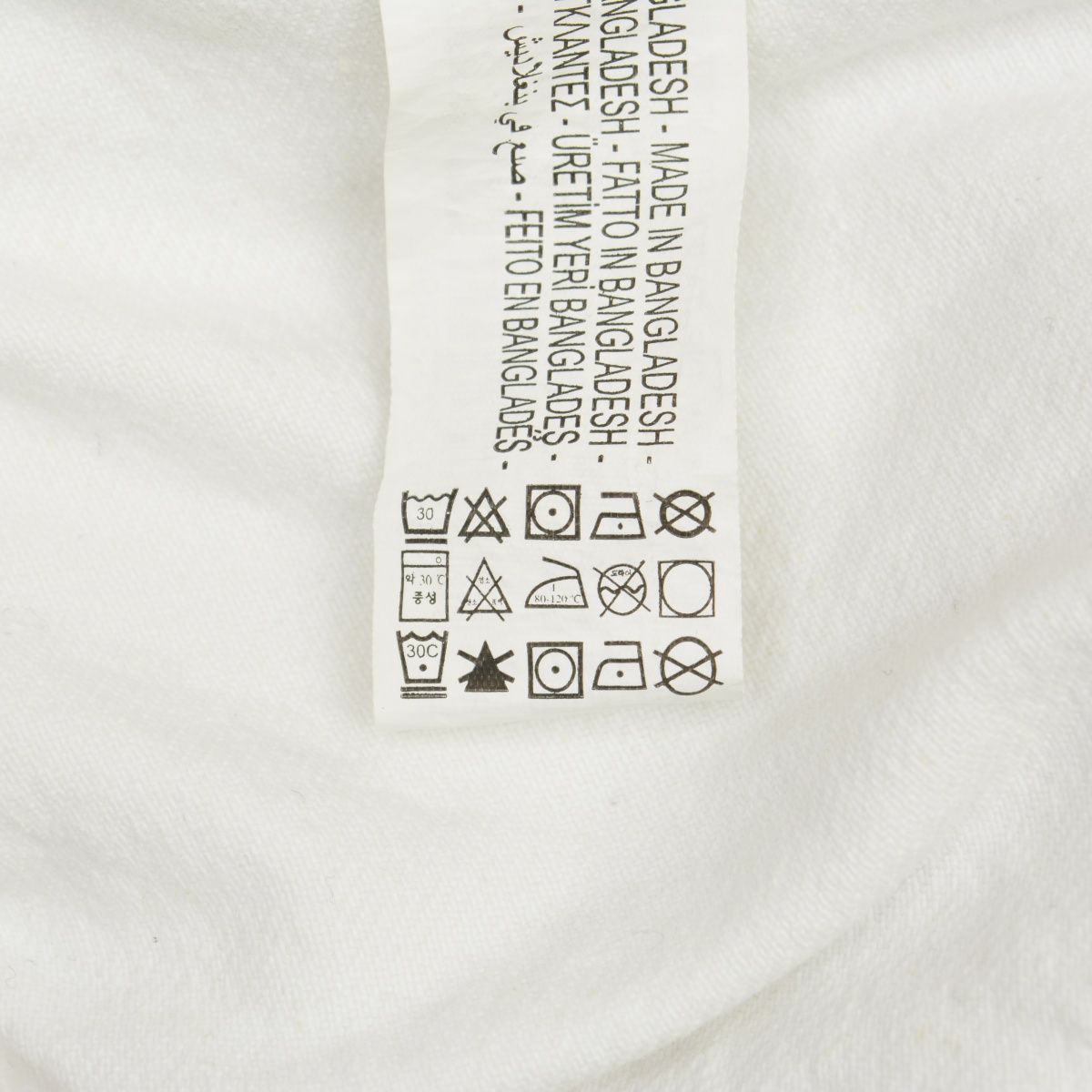 ZARA×RHUIGI】バックロゴ ホワイトデニムジャケット - メルカリ