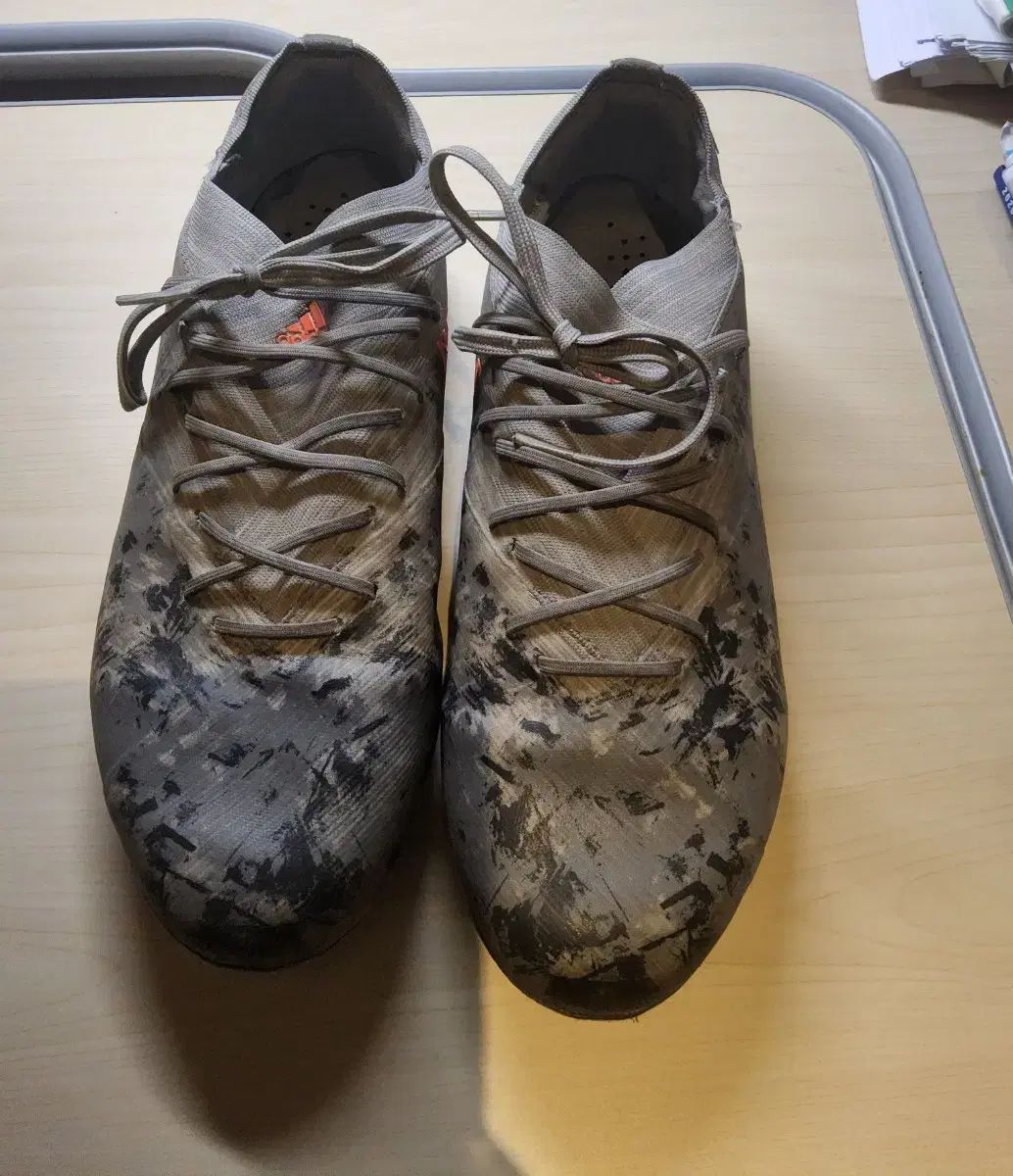 アディダス ネメシス19 1 サッカーシューズ 260