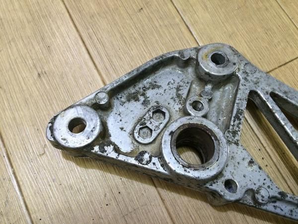 ホンダGB250 クラブマンMC10ステッププレート右H21-41