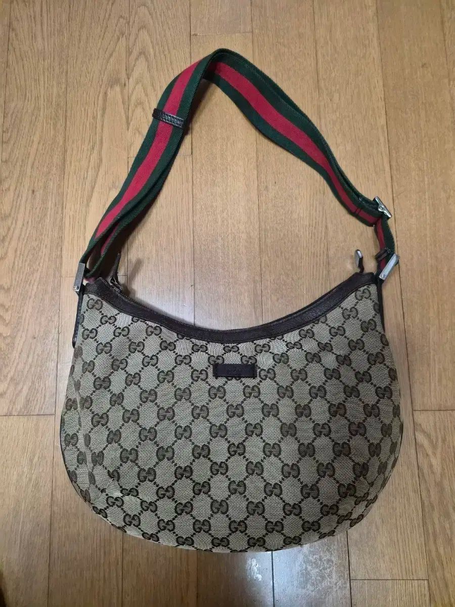 良好品 バーバリーズ シボ革 ブリーフケース ビジネスバッグ ボルドー