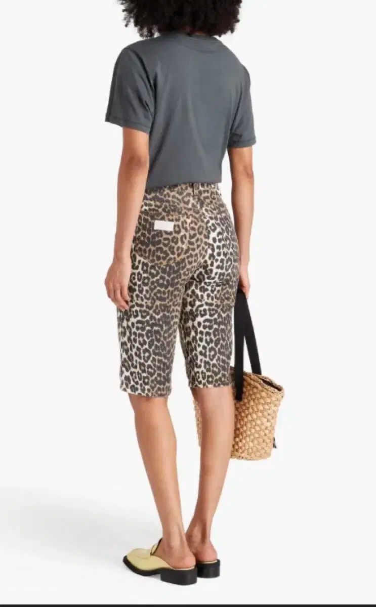 64 GANNI ガニー バミューダ レオパード柄 パンツ