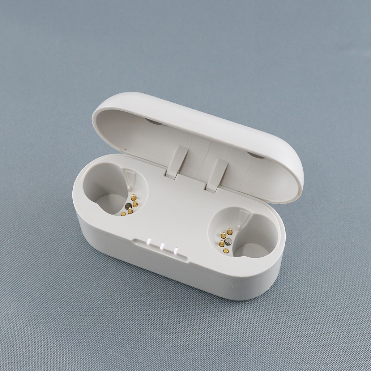 Panasonic ワイヤレスイヤホン グレー 充電ケース Panasonic RZ-S30W 充電ケースのみ USED品 パナソニック 充電器