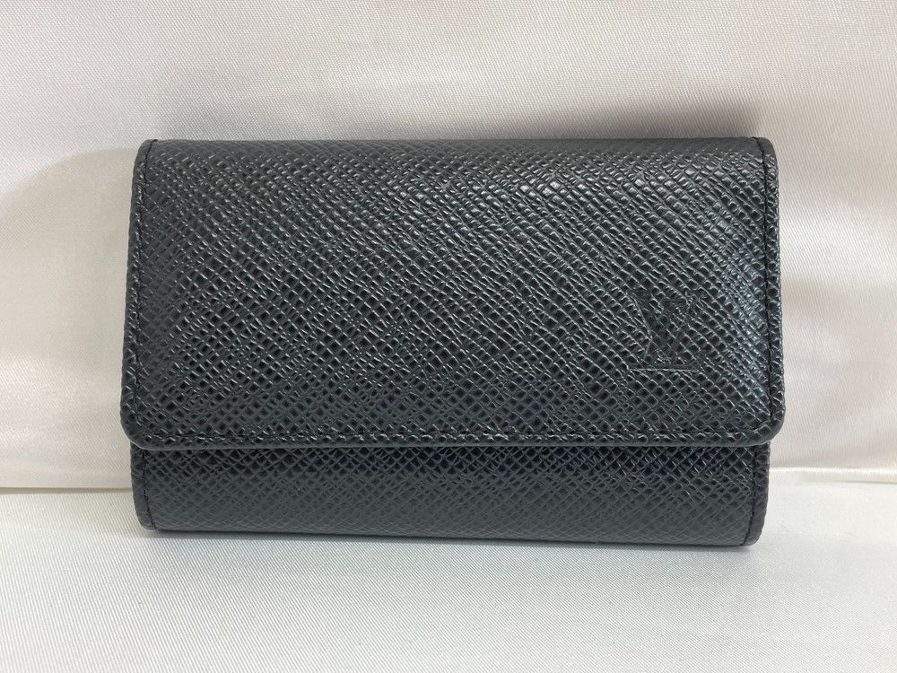 ルイ ヴィトン LOUIS VUITTON エピ6連キーケース 黒 き MBZ032