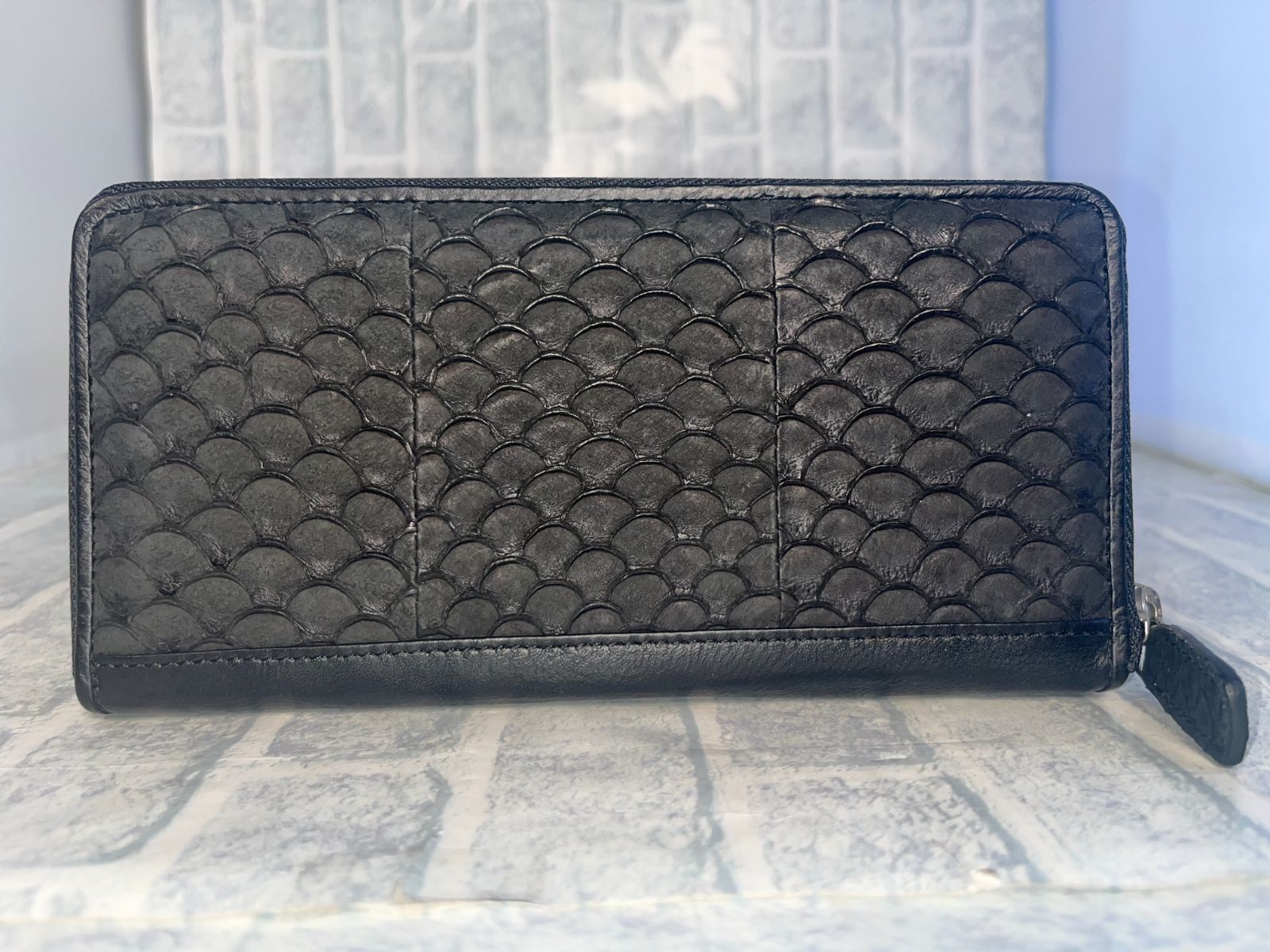 フィッシュレザー 財布