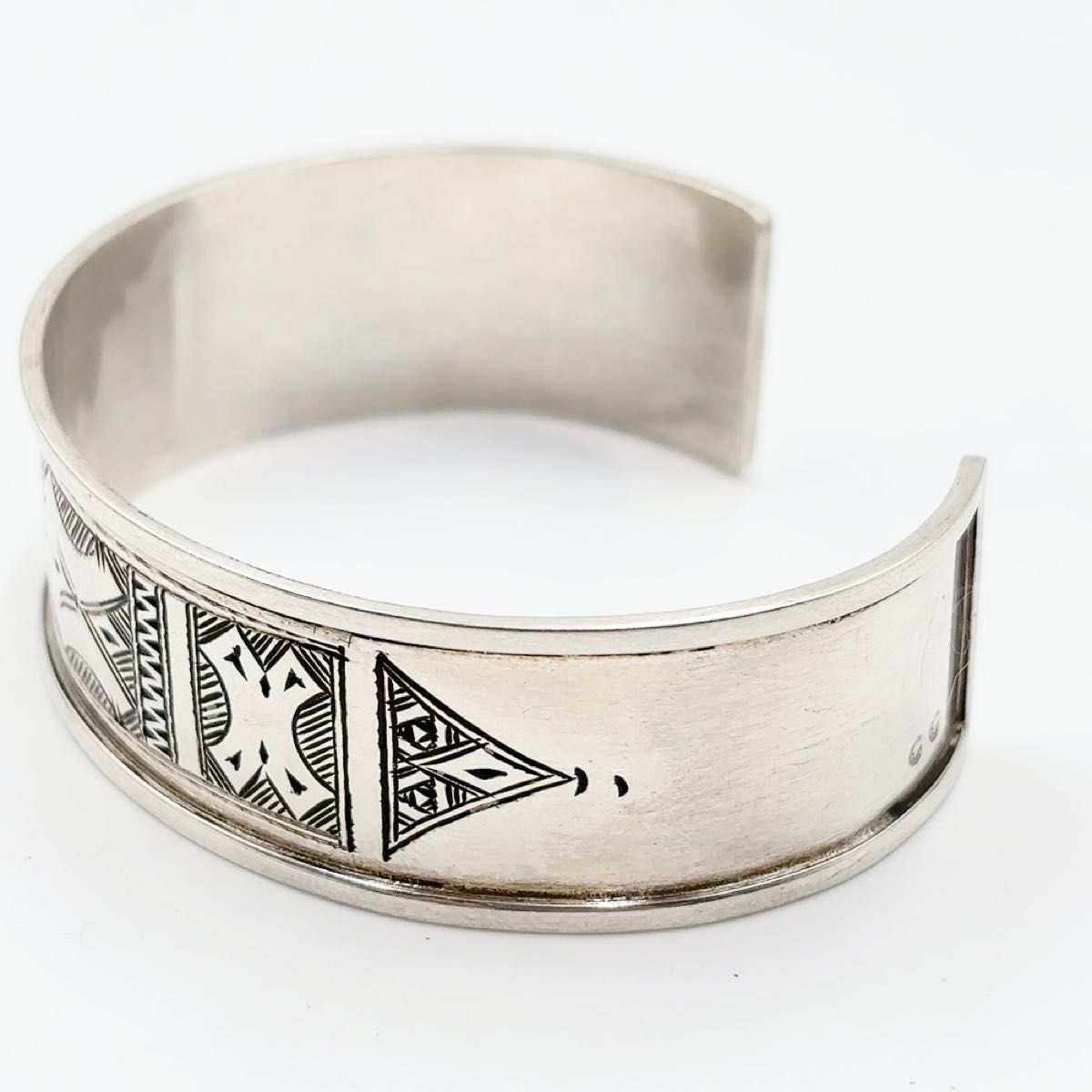 バングル Adawat'n Tuareg シルバー ブレスレット メンズ - メルカリ