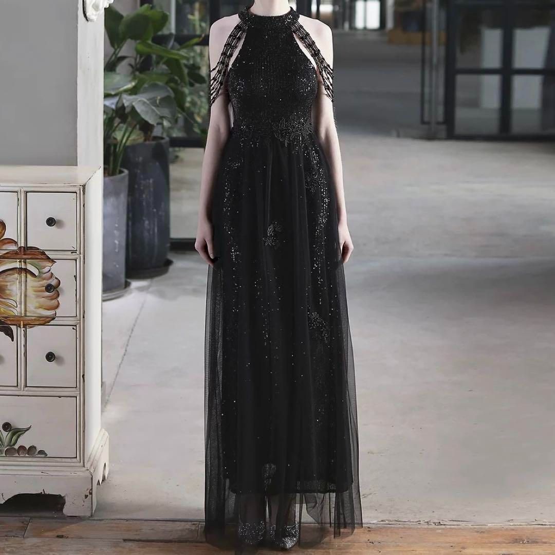 スパンコールとビジューの美しい イブニングドレス?.? - メルカリ