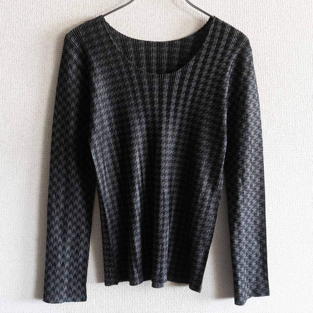 PLEATS