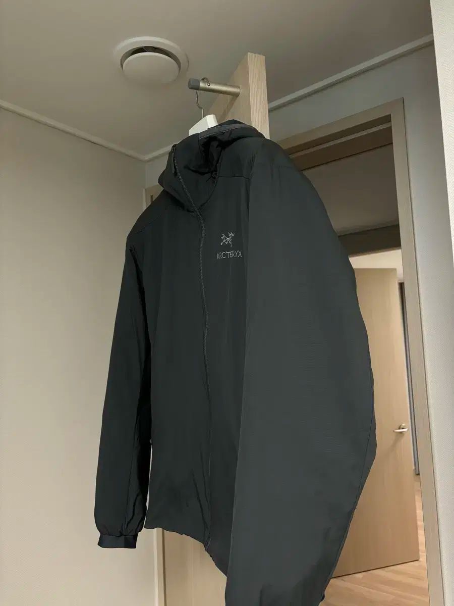 ARC TERYX アークテリクス Atom アトム lt フーディー パーカー M サイズ