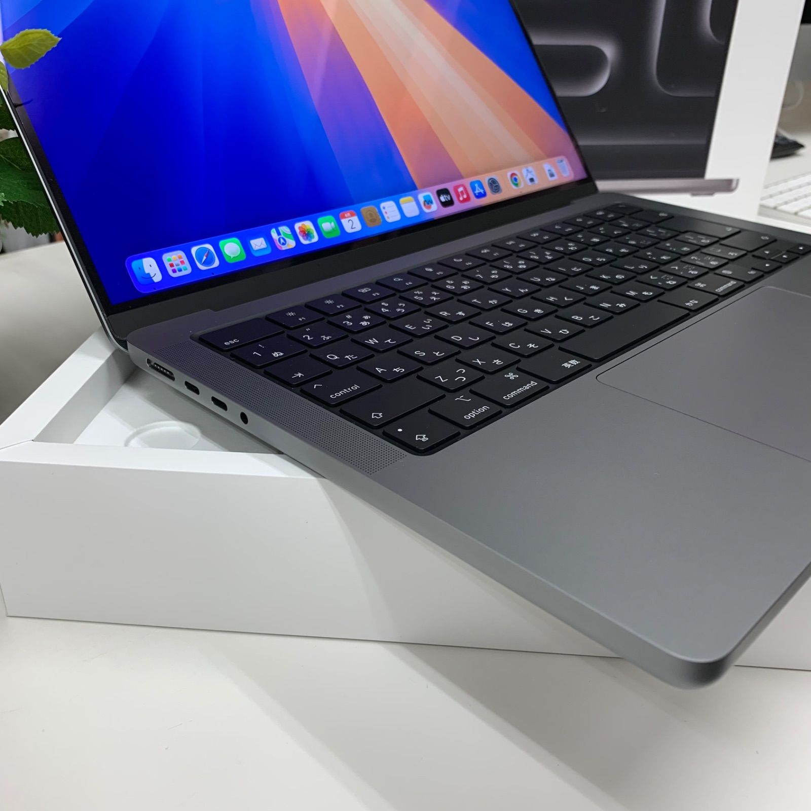 MacBook Pro 14インチ M3チップ 2023 スペースグレー