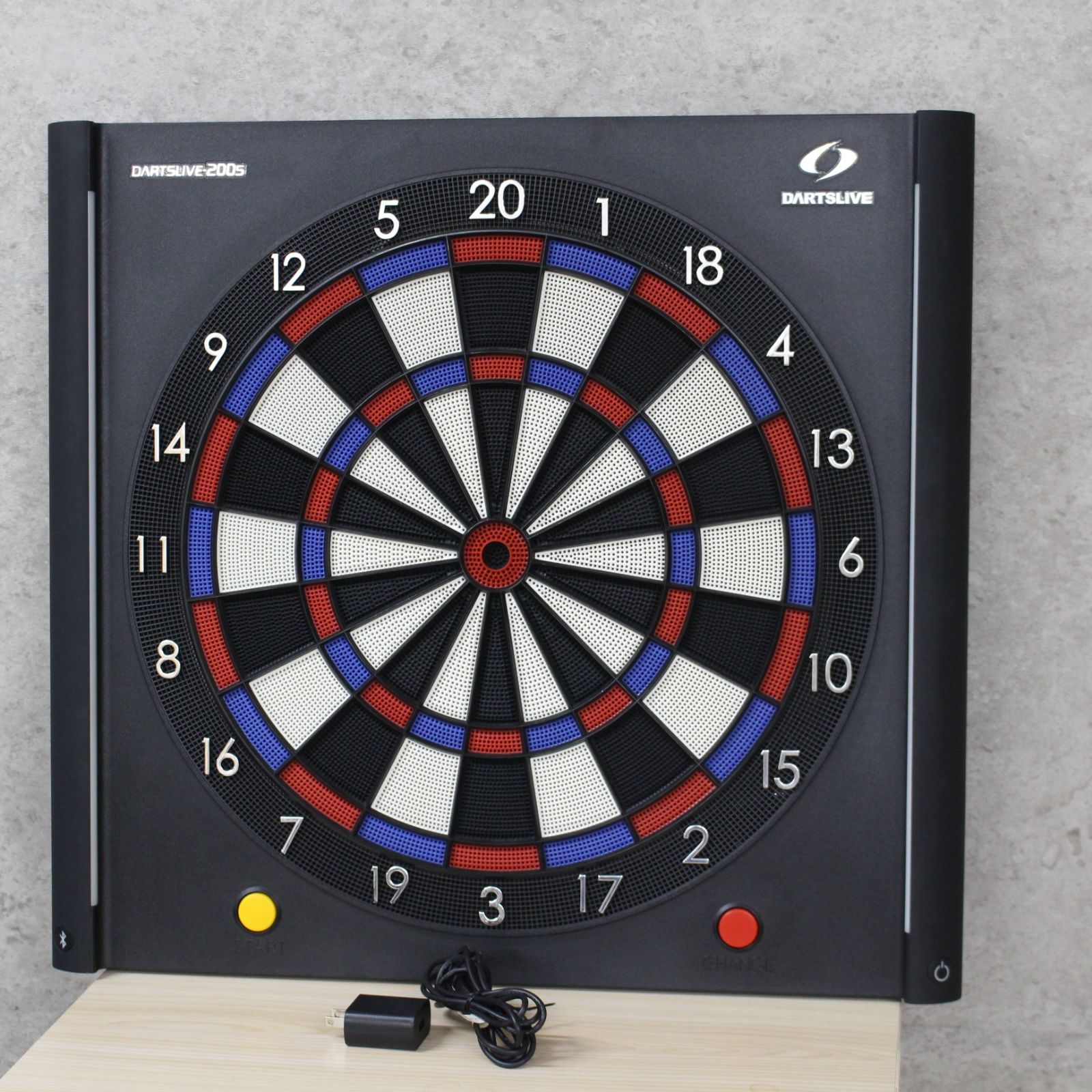 S126)【美品】ダーツライブ DARTSLIVE-200S スマートフォン連動ホーム