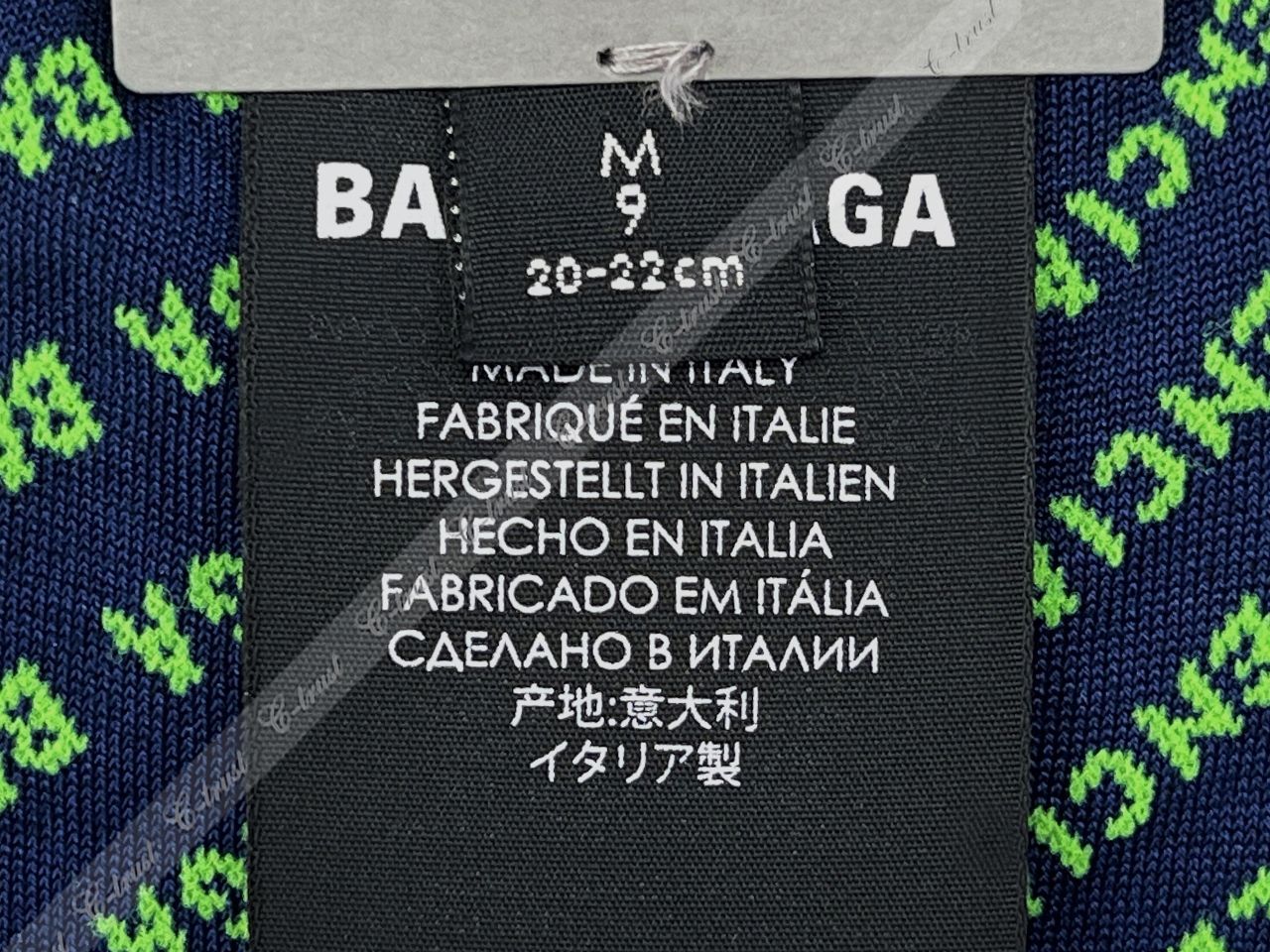 BALENCIAGA バレンシアガ スポーツ ソックス 靴下 ロゴ 男女兼用 新品 ★ 4067 NAVY × GREEN K882-M9..