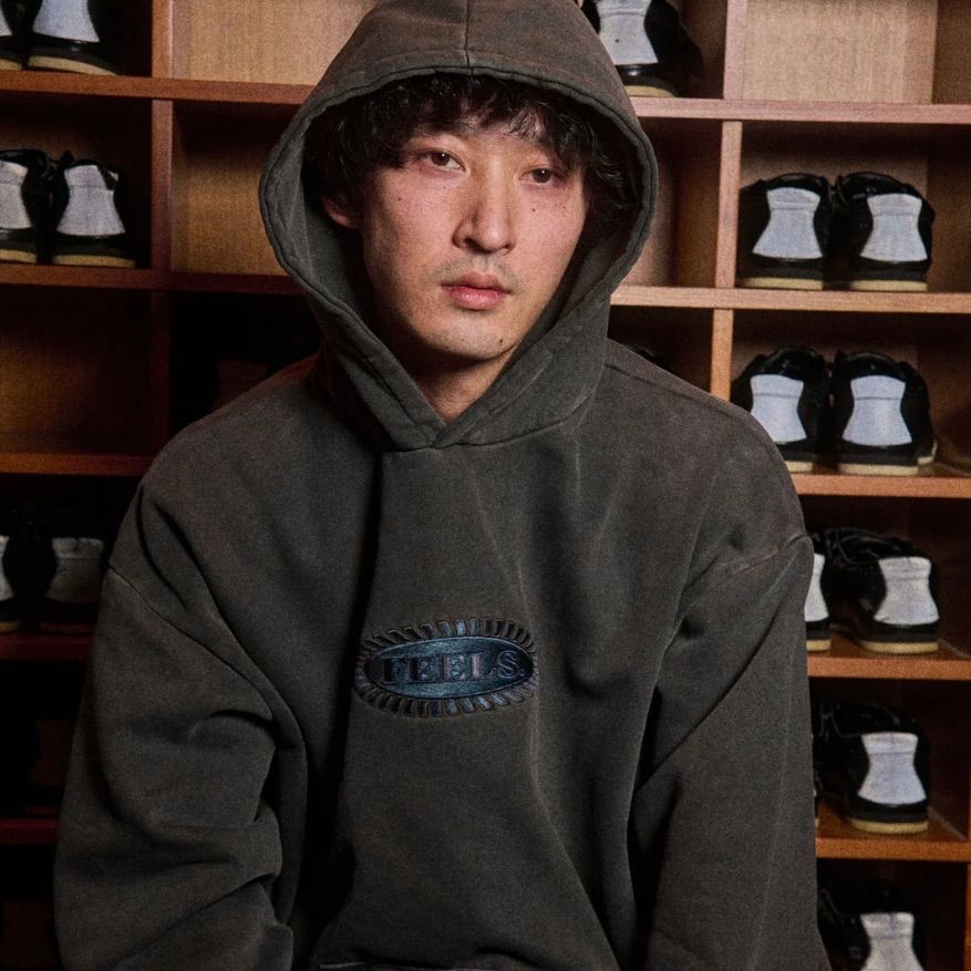 Feels 上杉柊平 スウェット パーカー Mサイズ パンツ Lサイズ - メルカリ