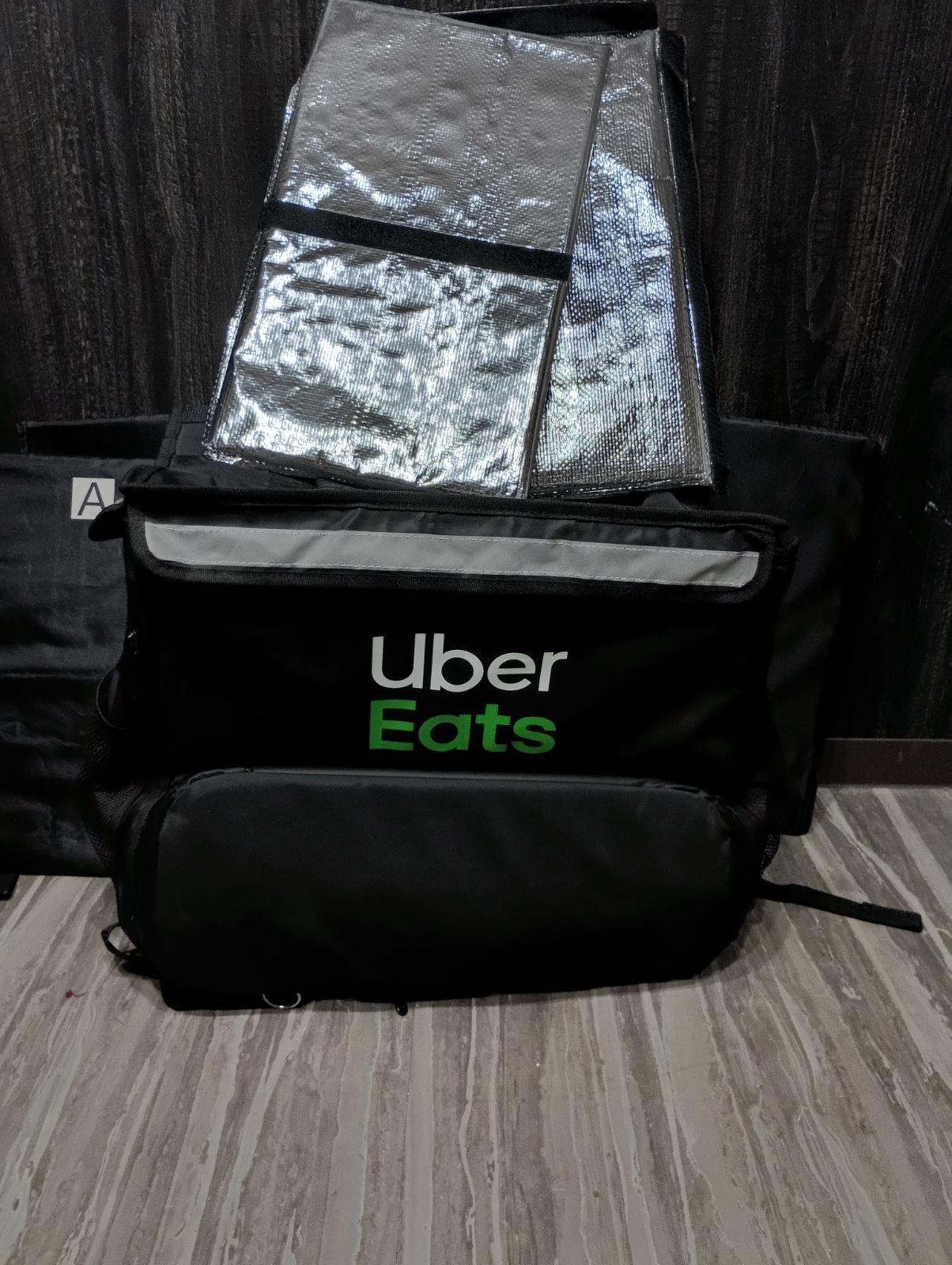 K-1039】Uber Eats ウーバーイーツ公式バッグ ウバッグ - メルカリ