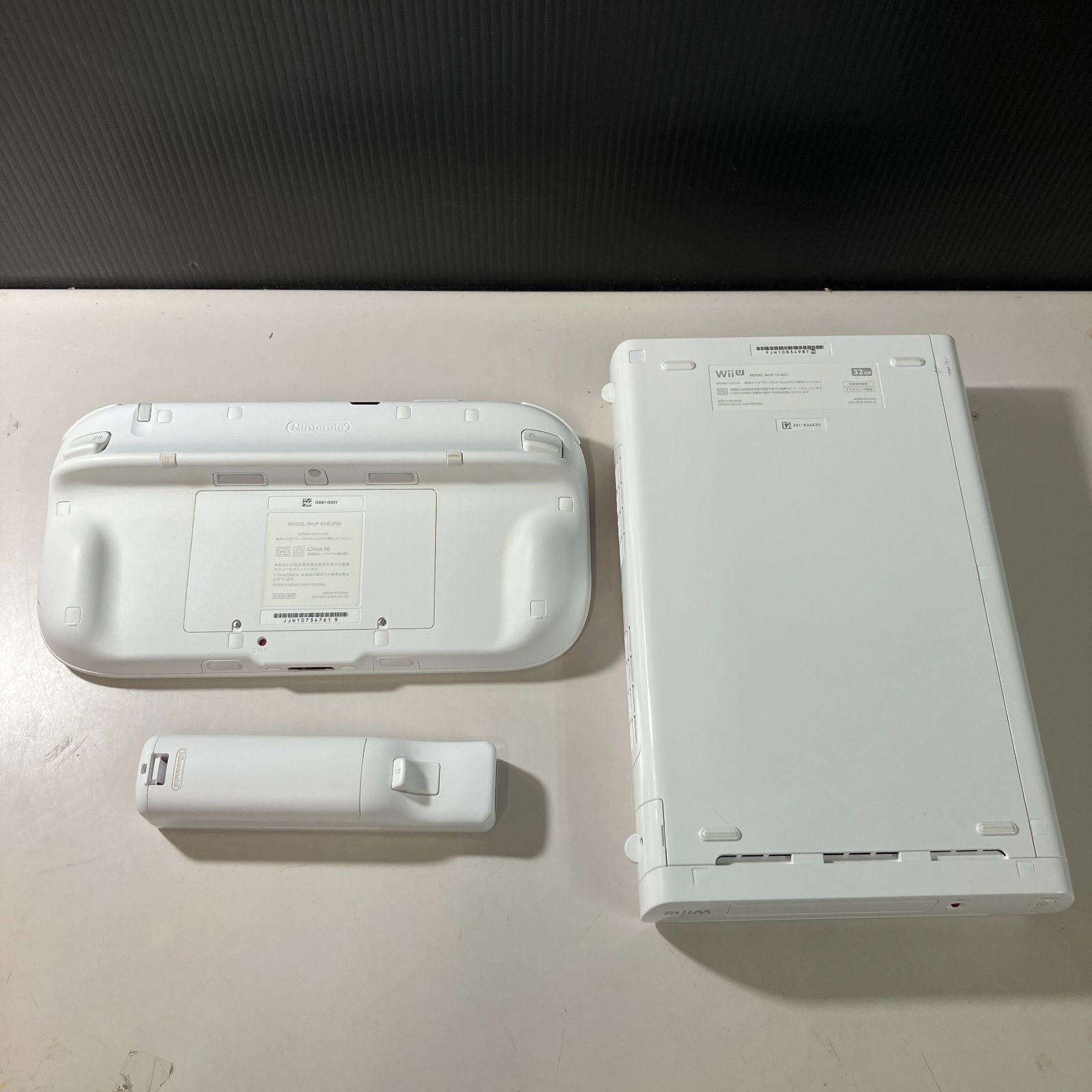 任天堂 Wii U 本体、ソフト5本 セット Wii 本体 U 箱付 ソフト5本付