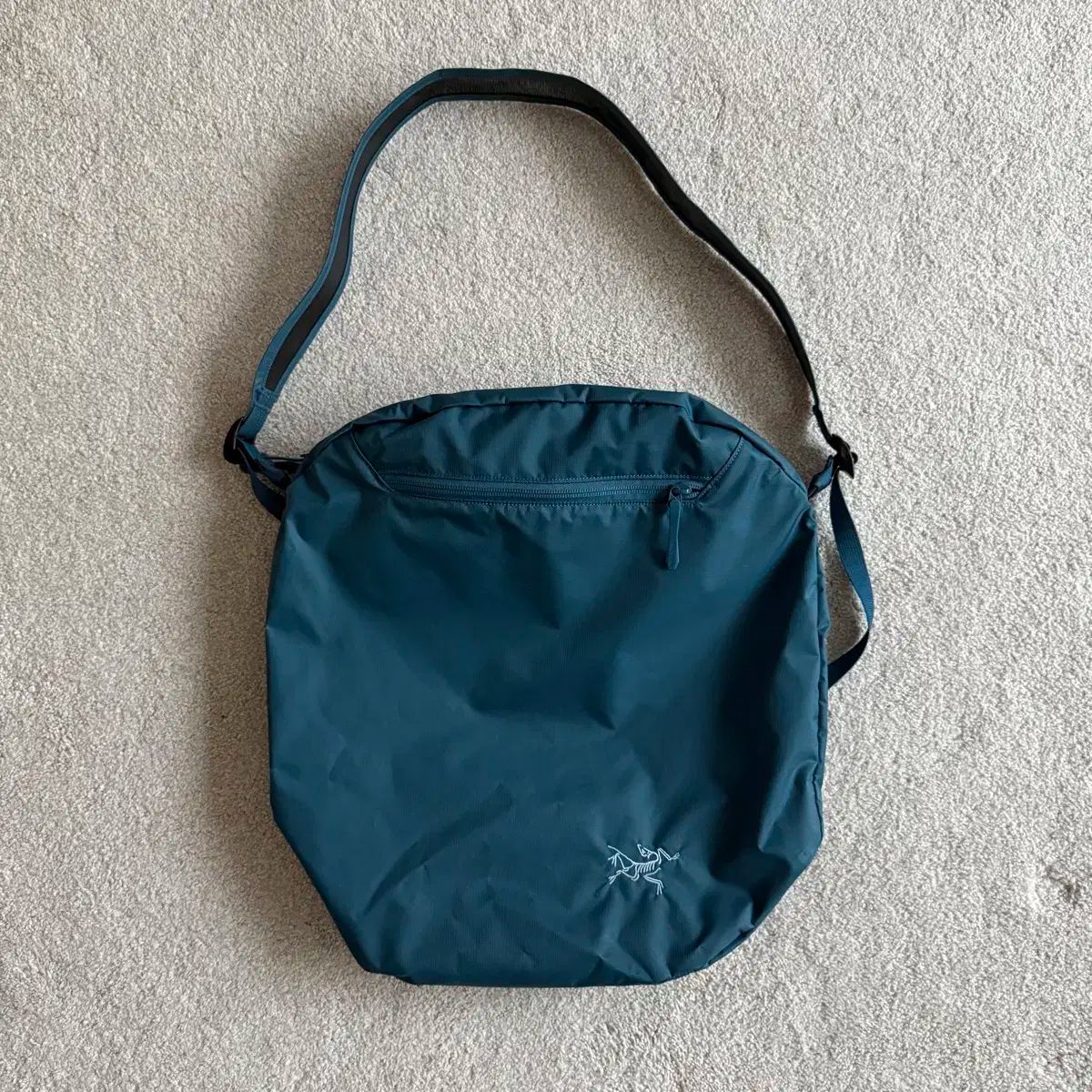 ARC'TERYX(アークテリクス) ヒリアド 12 セオリン トートバッグ