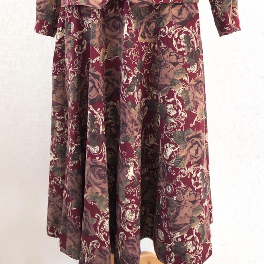 極美品　Addenda　アデンダ　セットアップ　スーツ　花柄　薔薇　レッド 極美品 Addenda アデンダ セットアップ スーツ 花柄 薔薇 レッド