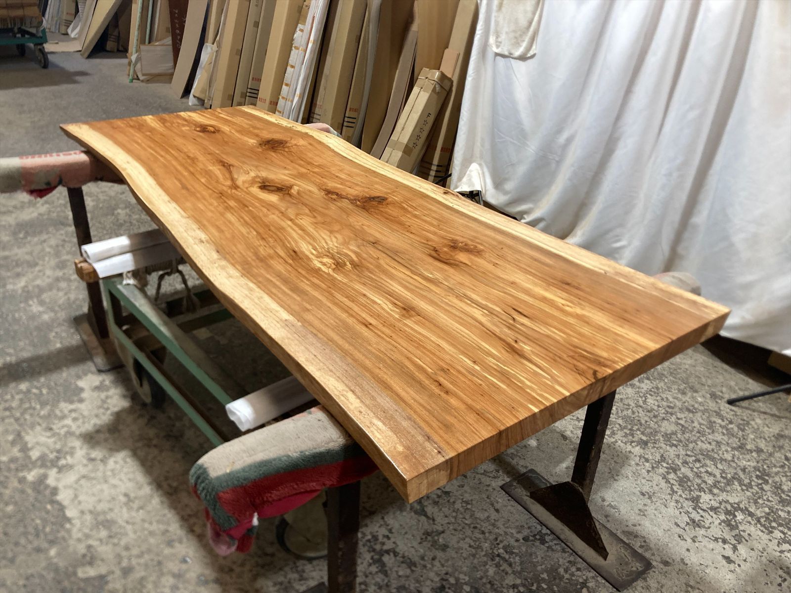 1950ｘ780-730-680ｘ47mm