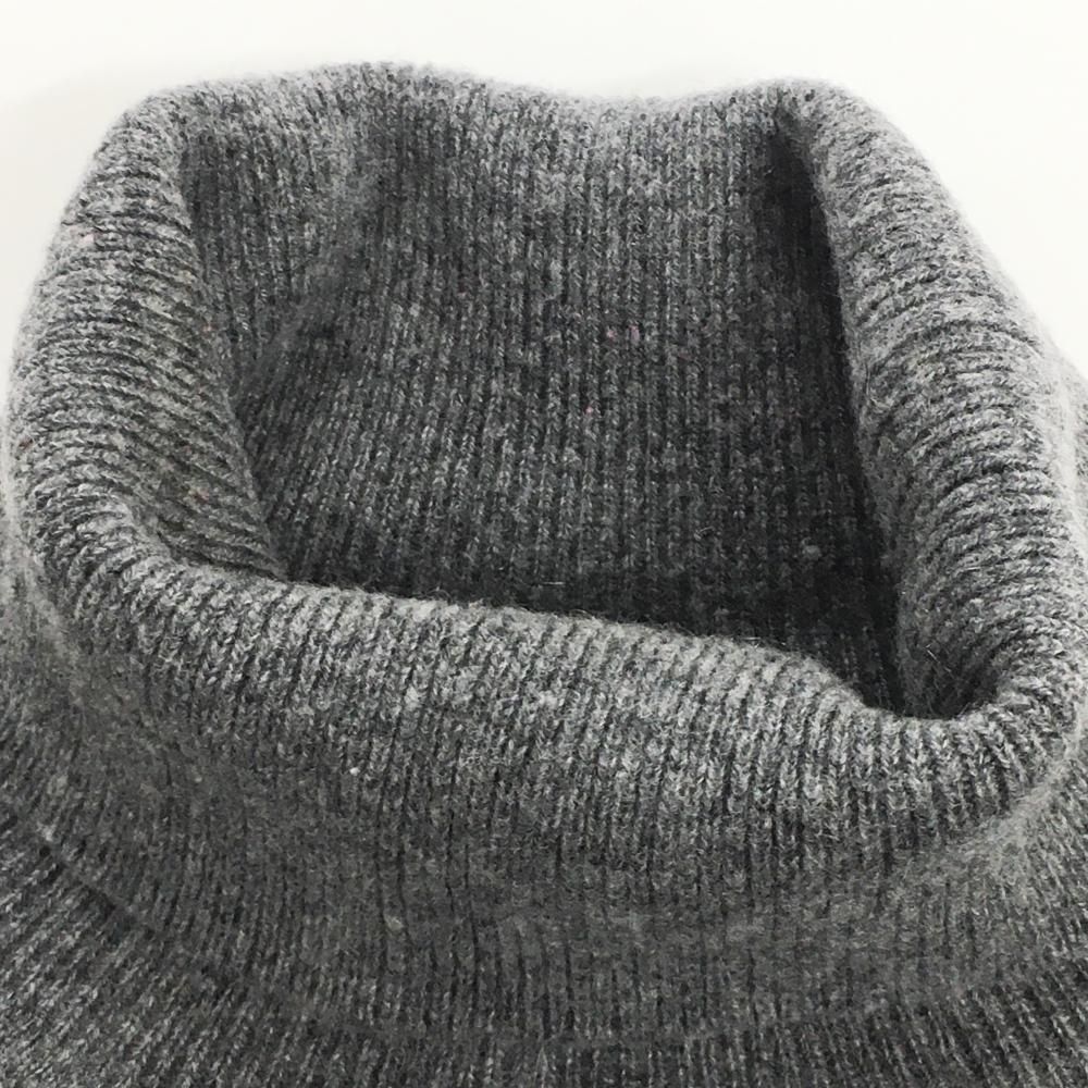 ☆特価☆【美品】マスターバニー タートルネックセーターグレー×レッド