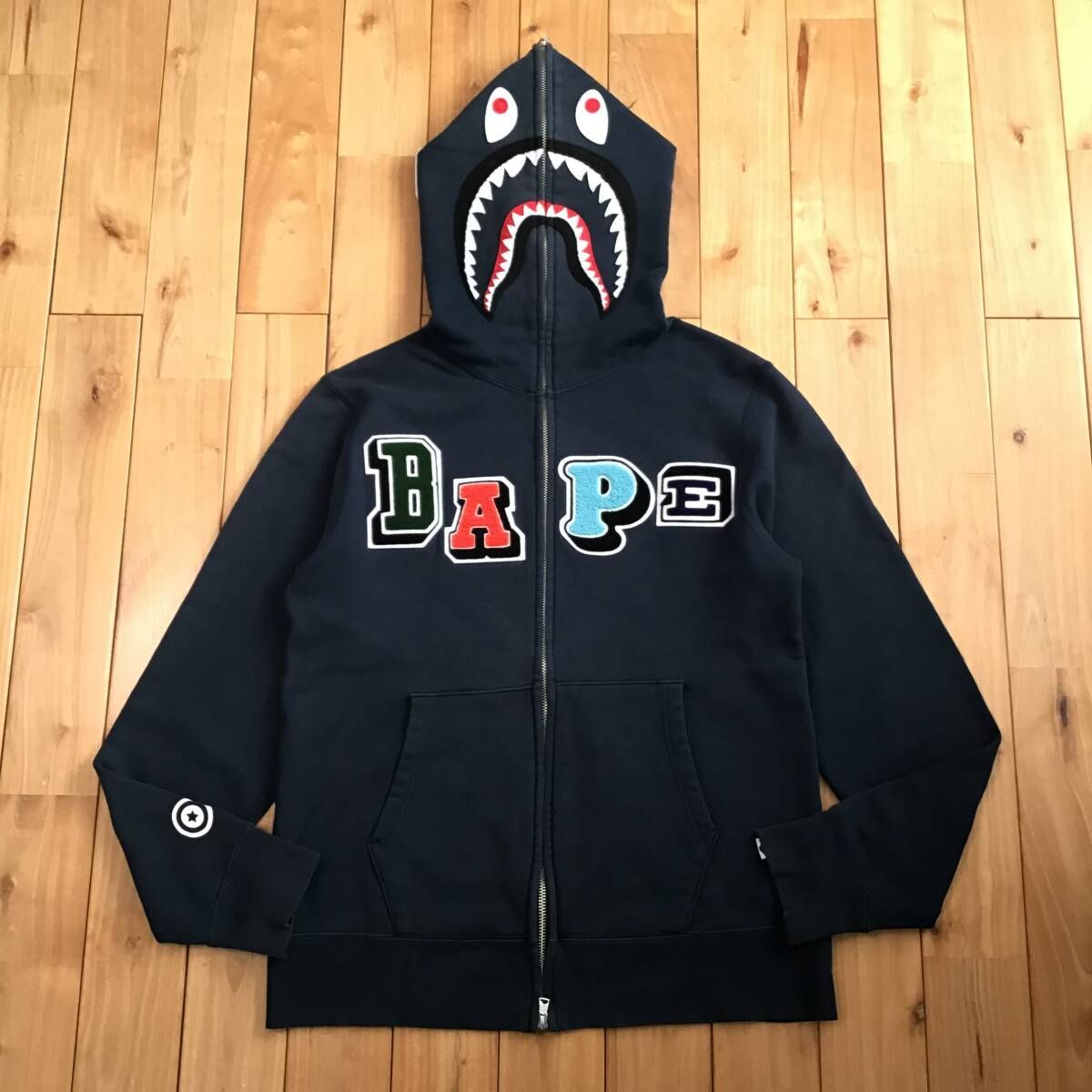 BAPE logo multi fonts シャーク パーカー Lサイズ NAVY shark BAPE logo multi fonts シャーク パーカー Lサイズ NAVY shark