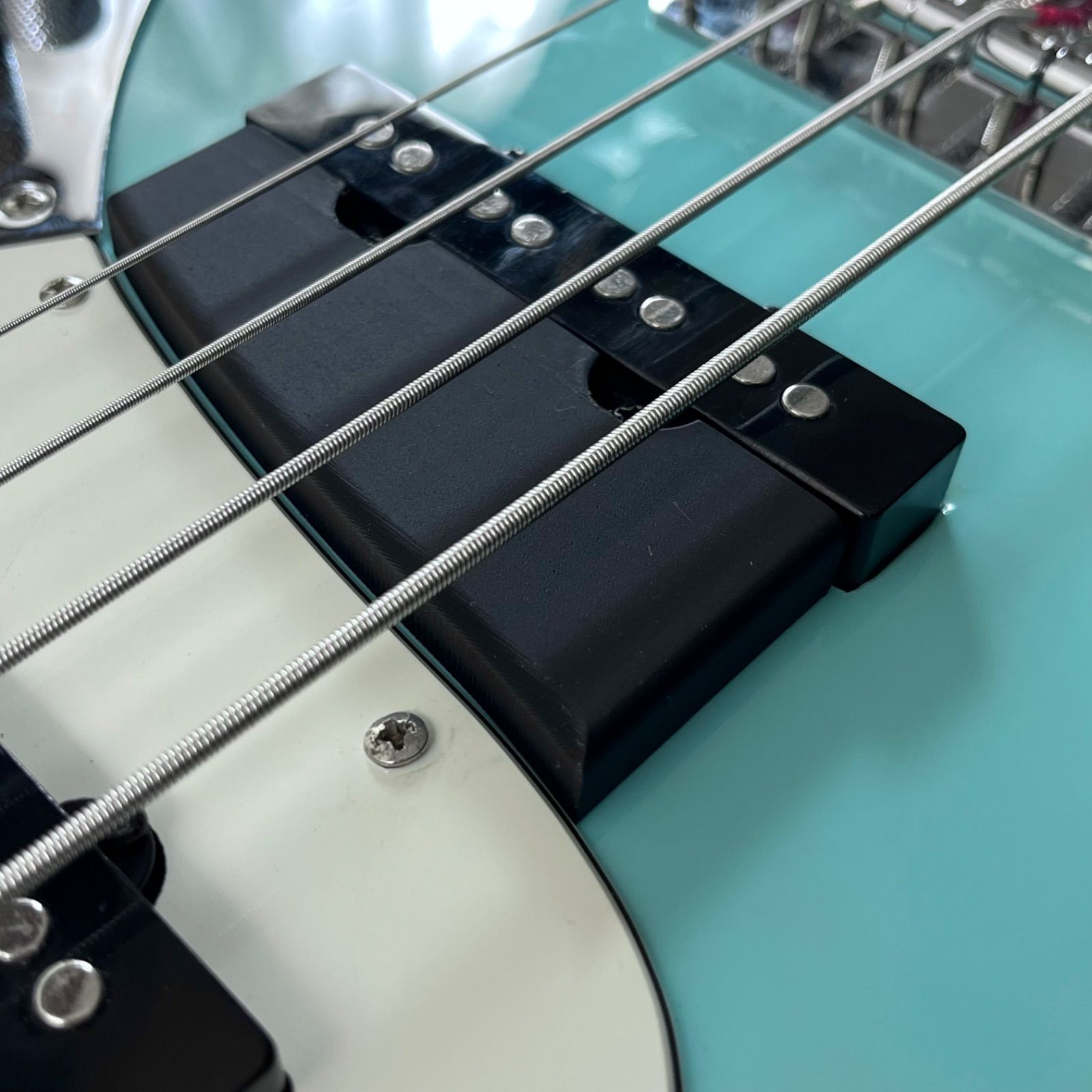 MarkBass KIMANDU5弦の純正エボニーフィンガーランプ カスタムフィンガーランプ作成 エボニー素材、塗装あり Markbass