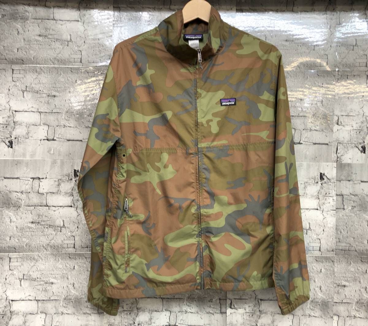 ファッションなデザイン Patagonia パタゴニア 27215 バリアブルジャケット ライト Sサイズ