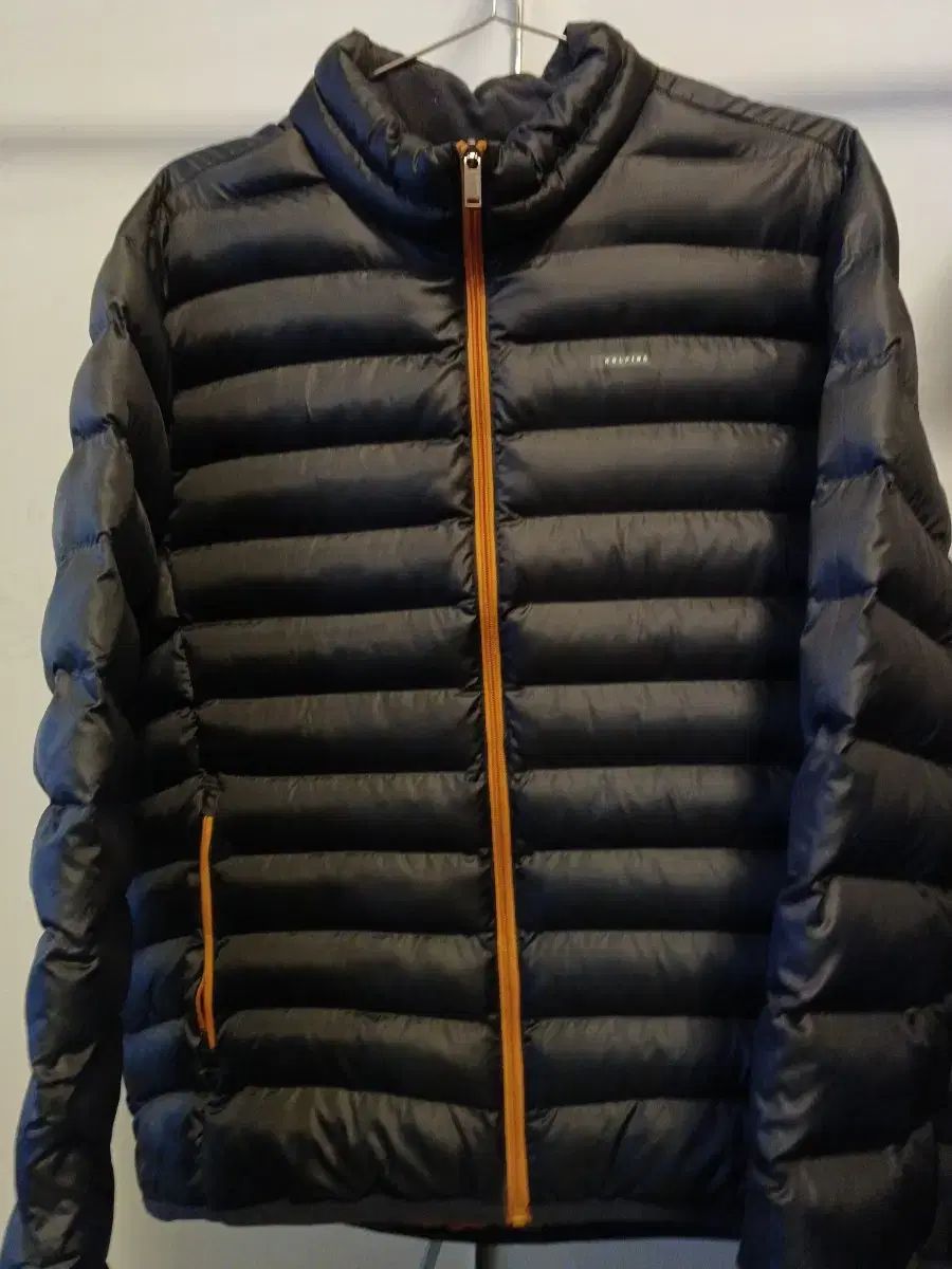 【雷市場（ポンジャン）商品韓国直送】 KOLPING 軽量ダウン 105