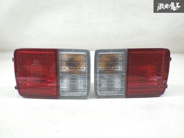 破損無し！】 スズキ 純正 DA17V DA64V エブリィバン テール