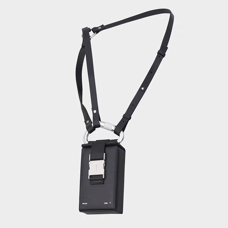 HELIOT EMIL ヘリオットエミル スクエアショルダーバッグ HELIOT EMIL（エリオットエミル）の「【HELIOT EMIL/ヘリオット