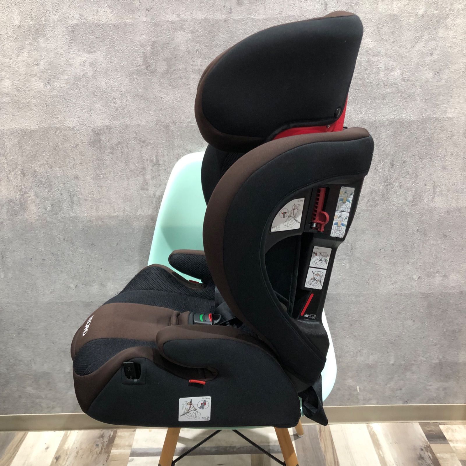 RECARO レカロ J1 smile チャイルドシート　ショコラブラウン