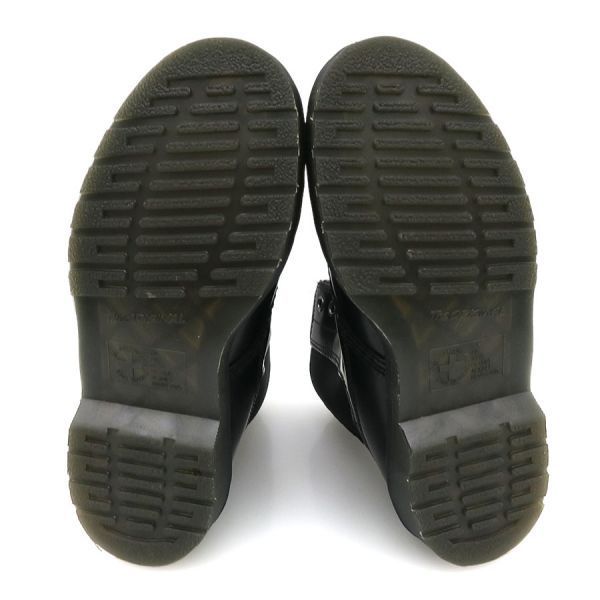 ドクターマーチン ブーツ