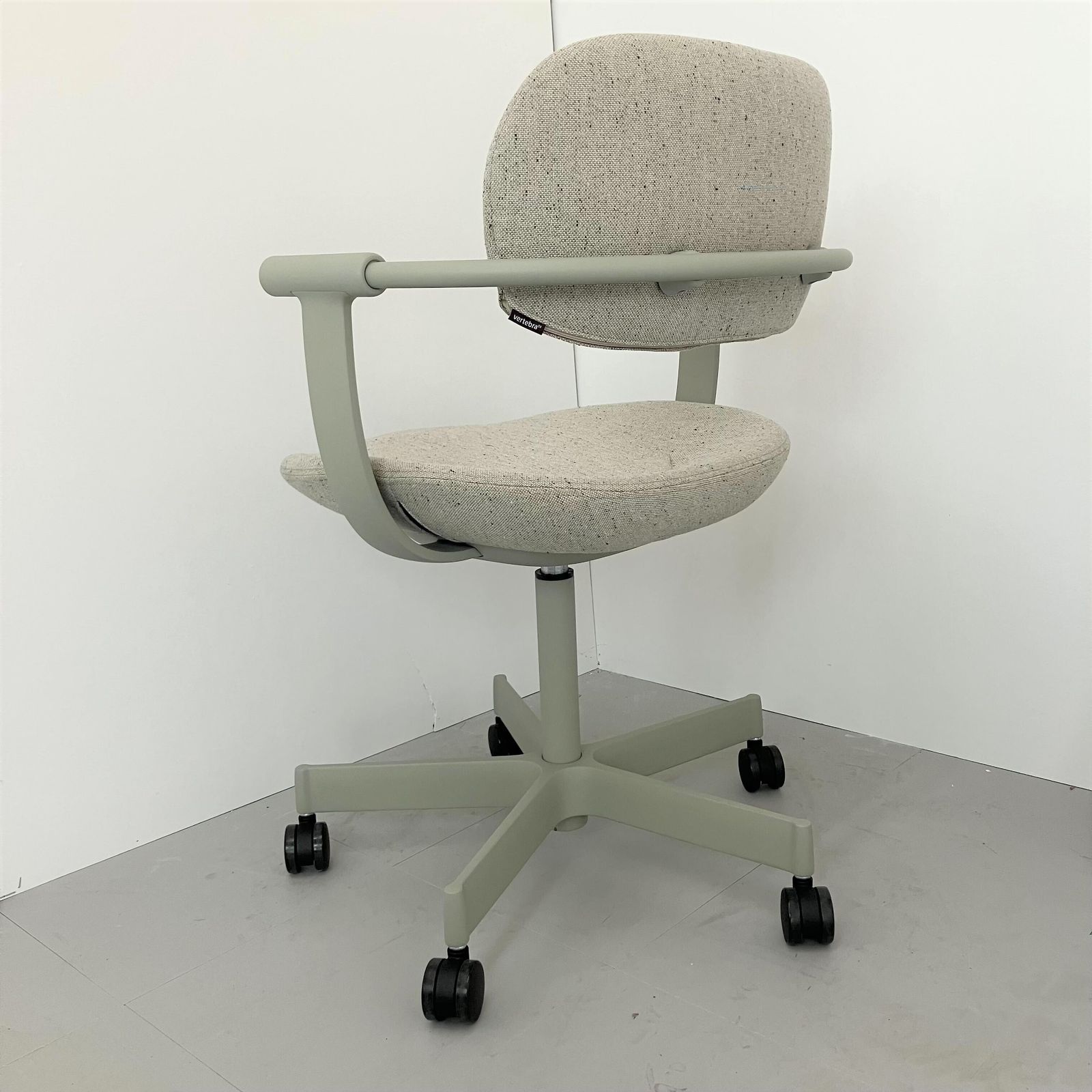 【中古 S(美品)】vertebra03(バーテブラ03) KG-825CD-L4H9 中古 S(美品)】vertebra03(バーテブラ03) KG-825CD-L4H9 - メルカリ