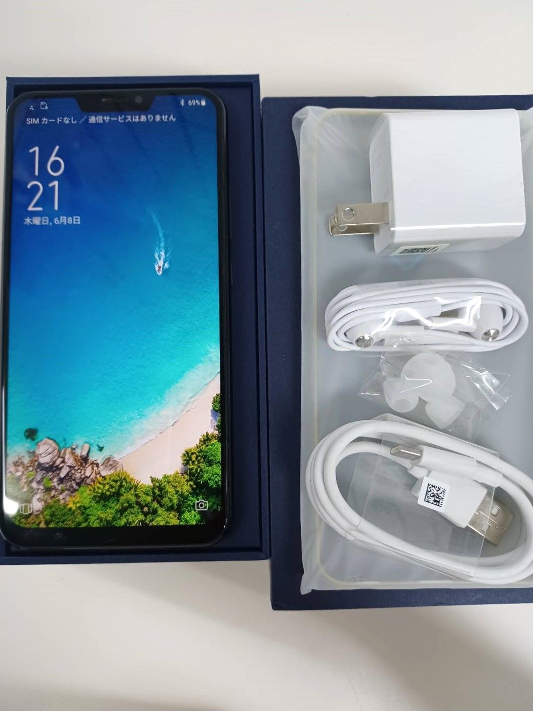 ASUS Zenfone 5Q SIMフリー 箱あり ZE620KL-BK64S6(シャイニーブラック) ZenFone 5 SIMフリー LTE対応 6