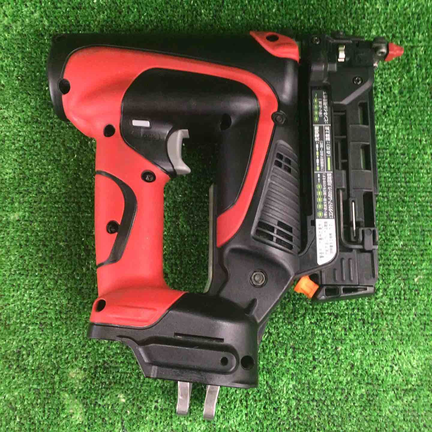 マキタ高圧釘打ち機 AN631H 再投稿値下げ