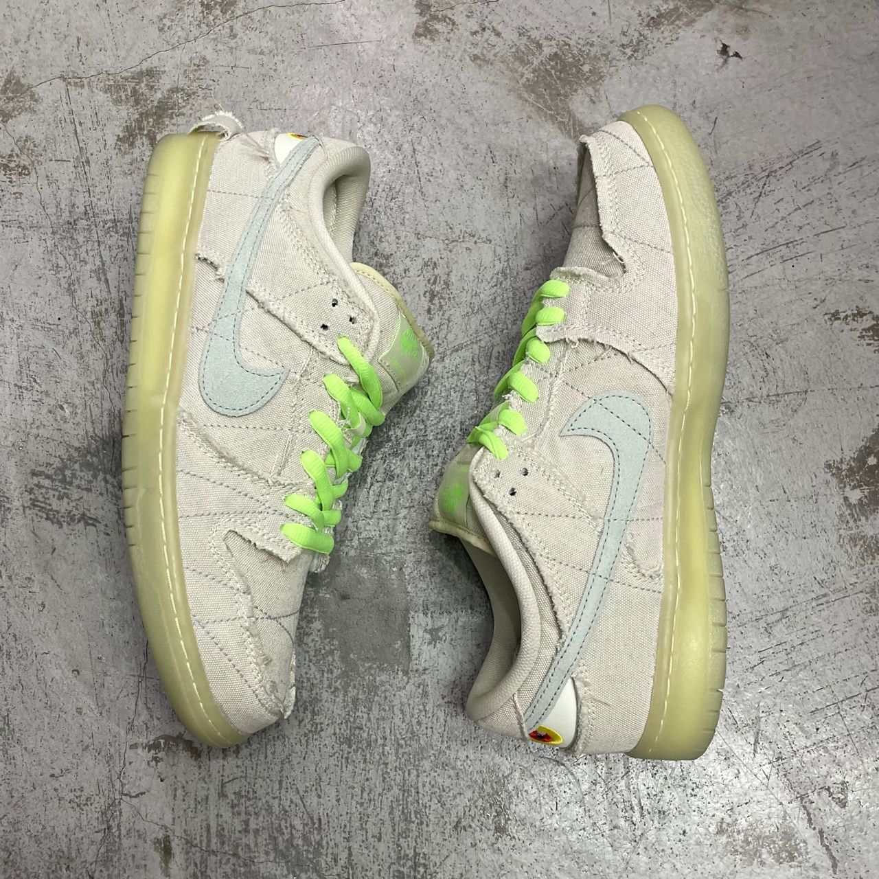 NIKE SB Dunk Low 