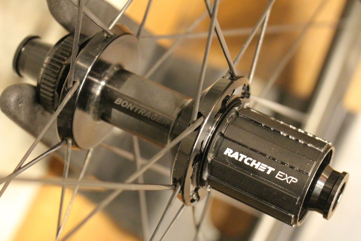 ボントレガー BONTRAGER アイオロス ディスク Aeolus RSL 37 DISC 